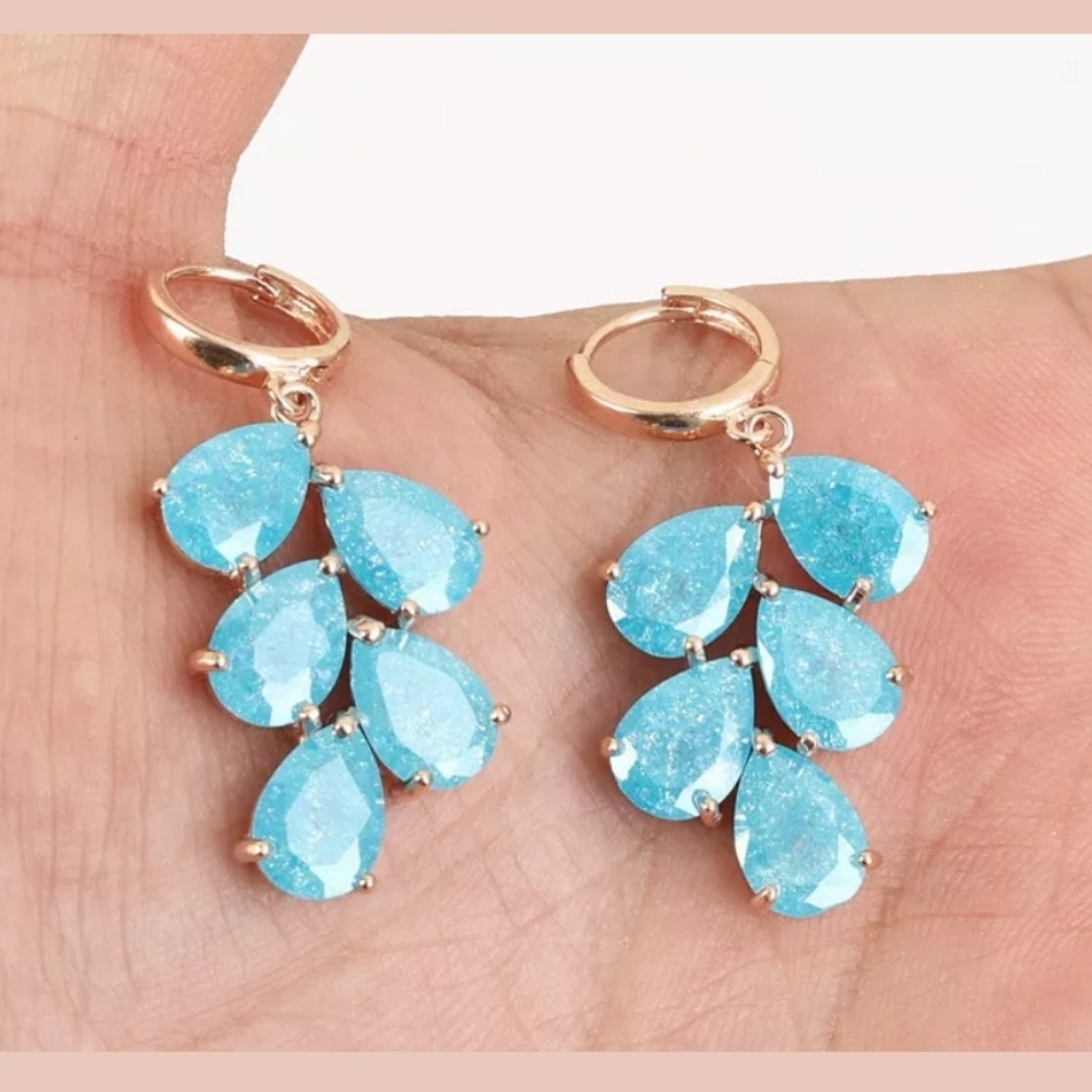 Aquamarine chandelier & rose gold earrings - Picture 2 of 9